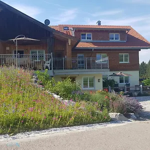 https://ferienwohnung-reisach.com-bavaria.com